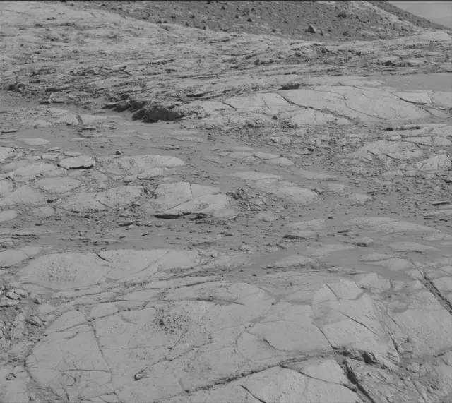 Sol 2613: Mast Camera (Mastcam)