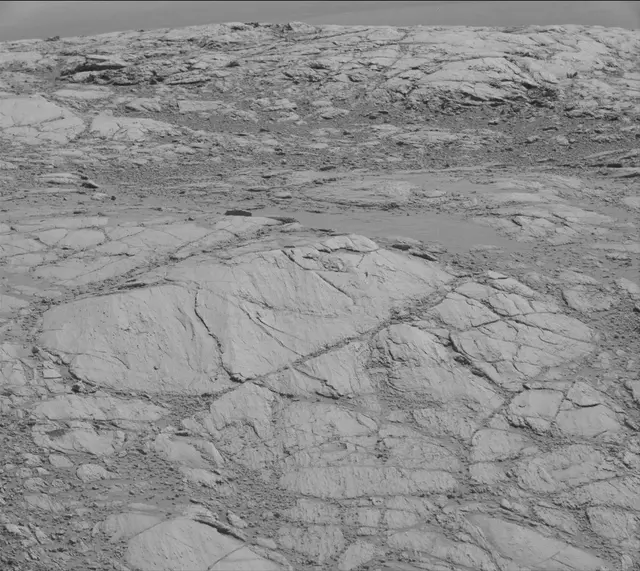Sol 2613: Mast Camera (Mastcam)