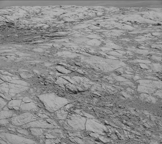 Sol 2613: Mast Camera (Mastcam)