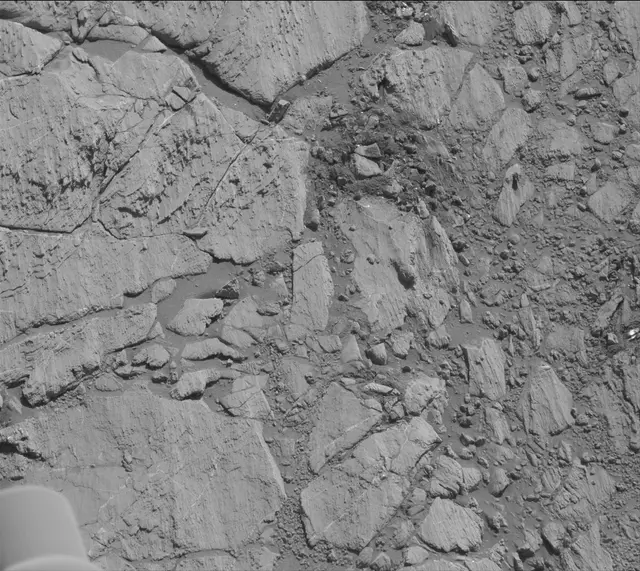 Sol 2613: Mast Camera (Mastcam)