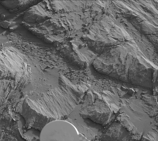 Sol 2613: Mast Camera (Mastcam)