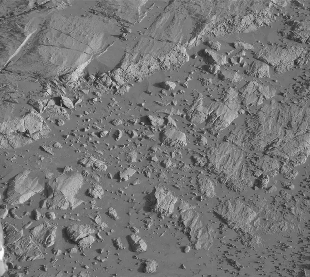 Sol 2613: Mast Camera (Mastcam)