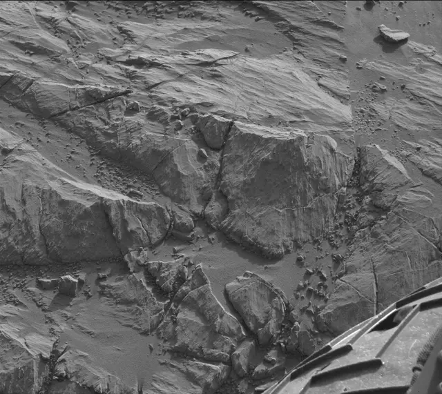 Sol 2613: Mast Camera (Mastcam)
