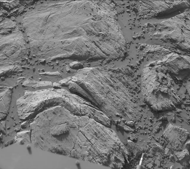 Sol 2616: Mast Camera (Mastcam)