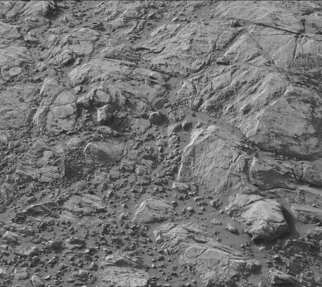 Sol 2616: Mast Camera (Mastcam)