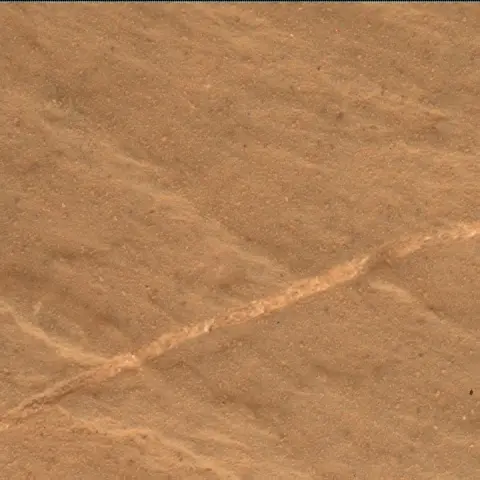 Sol 2616: Mars Hand Lens Imager (MAHLI)