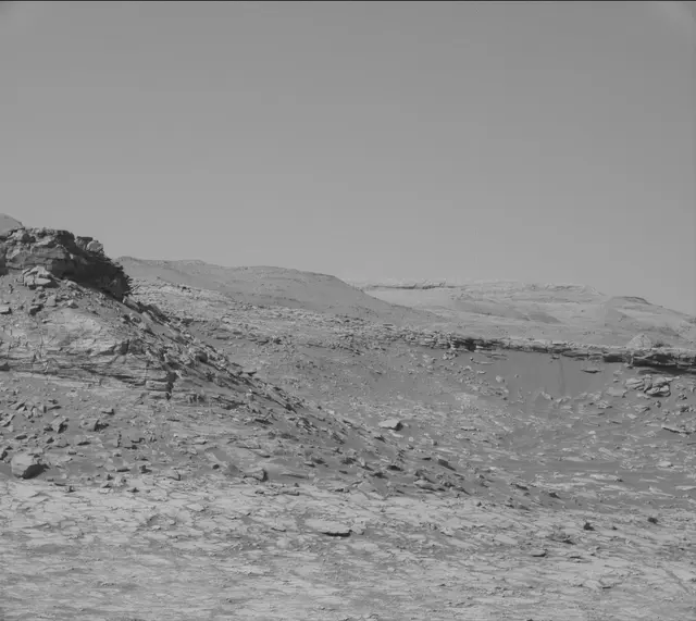 Sol 2617: Mast Camera (Mastcam)