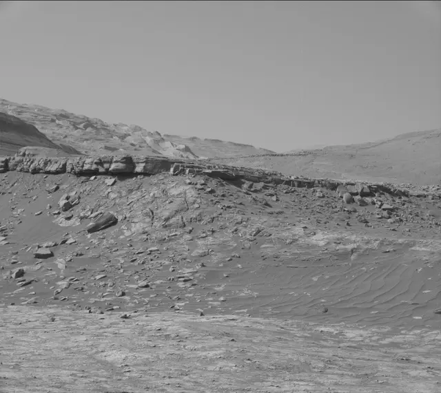 Sol 2617: Mast Camera (Mastcam)