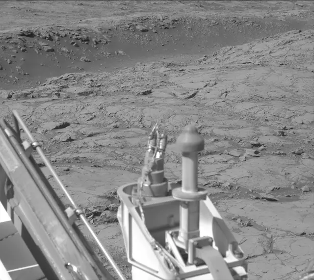 Sol 2617: Mast Camera (Mastcam)