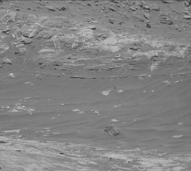 Sol 2618: Mast Camera (Mastcam)