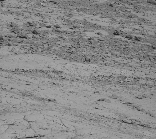 Sol 2618: Mast Camera (Mastcam)
