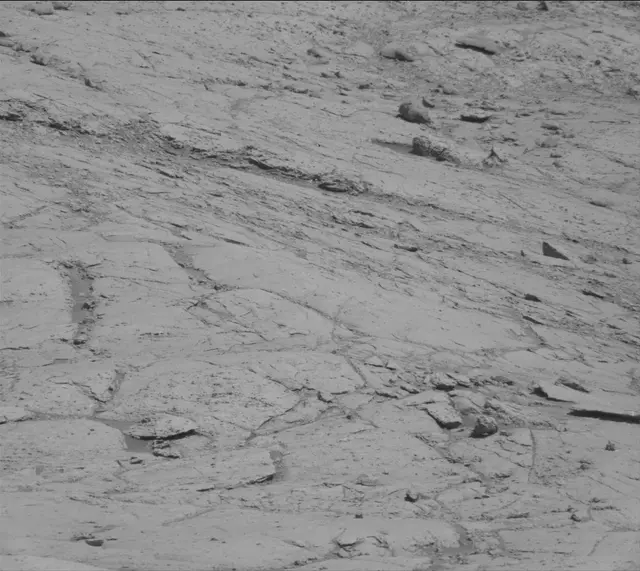 Sol 2618: Mast Camera (Mastcam)