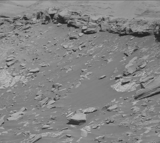 Sol 2620: Mast Camera (Mastcam)
