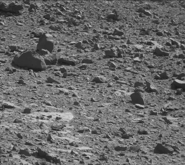 Sol 2620: Mast Camera (Mastcam)