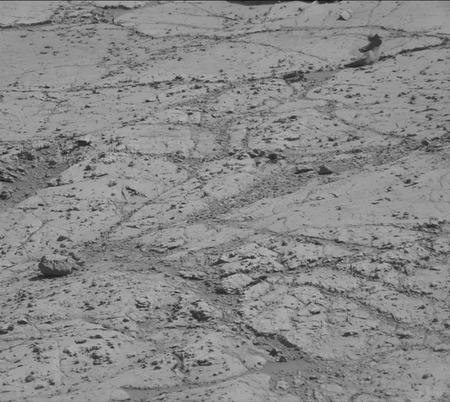 Sol 2620: Mast Camera (Mastcam)