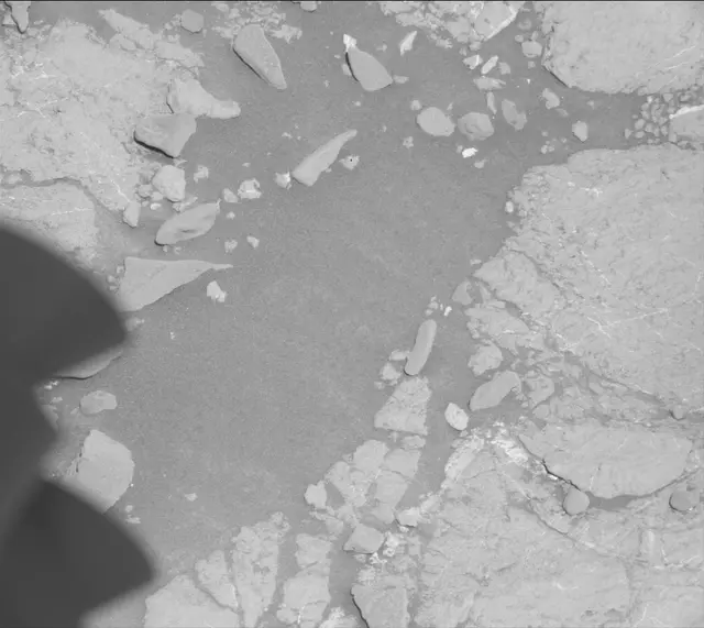 Sol 2626: Mast Camera (Mastcam)