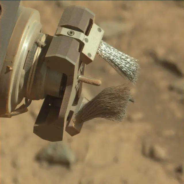 Sol 2631: Mast Camera (Mastcam)