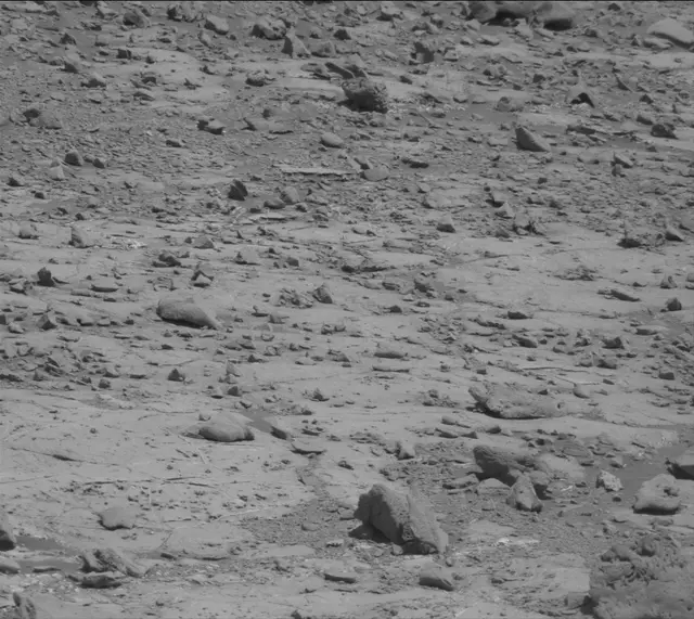 Sol 2632: Mast Camera (Mastcam)
