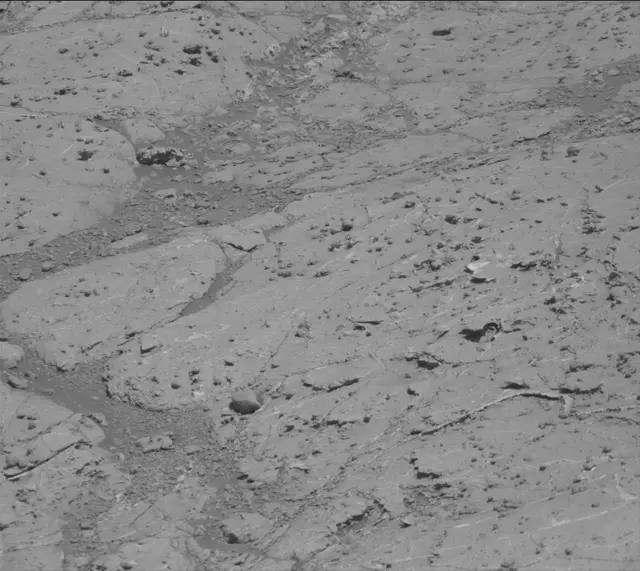 Sol 2632: Mast Camera (Mastcam)