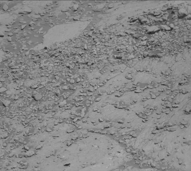 Sol 2632: Mast Camera (Mastcam)