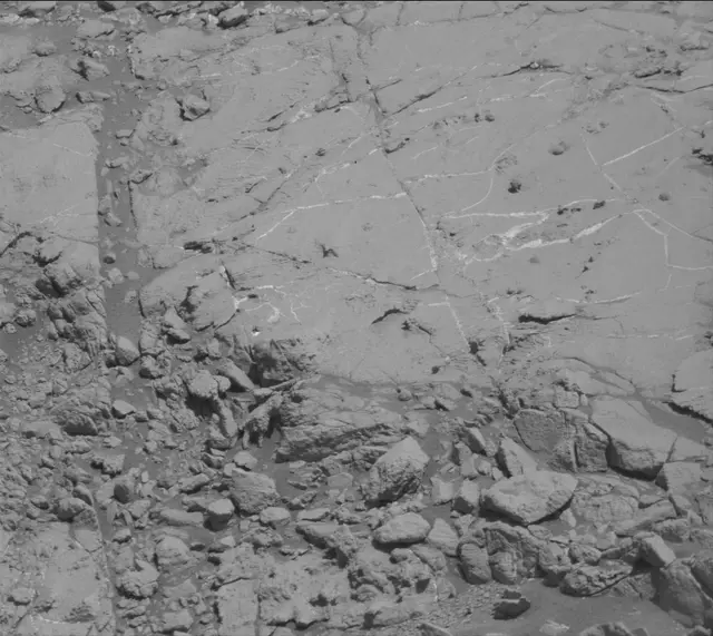 Sol 2632: Mast Camera (Mastcam)
