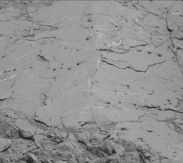 Sol 2632: Mast Camera (Mastcam)