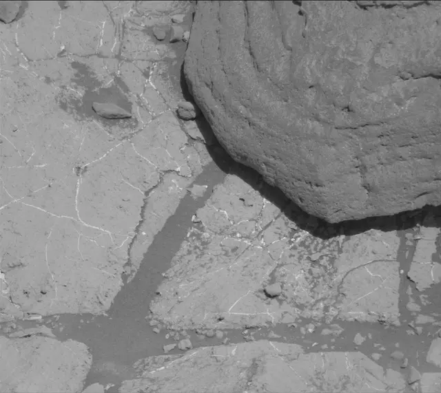 Sol 2632: Mast Camera (Mastcam)