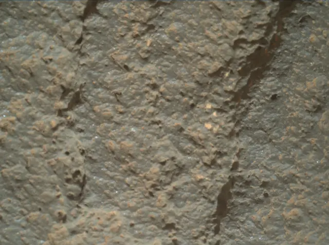 Sol 2632: Mars Hand Lens Imager (MAHLI)