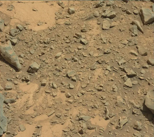 Sol 2633: Mast Camera (Mastcam)