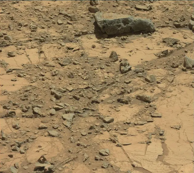 Sol 2633: Mast Camera (Mastcam)