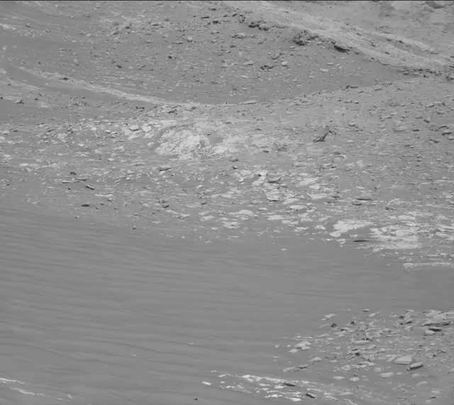Sol 2633: Mast Camera (Mastcam)