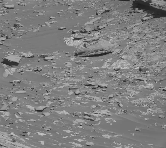 Sol 2633: Mast Camera (Mastcam)