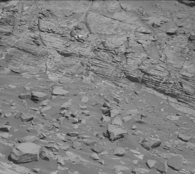 Sol 2633: Mast Camera (Mastcam)