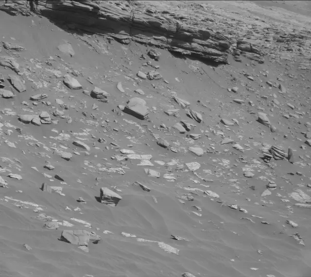Sol 2633: Mast Camera (Mastcam)