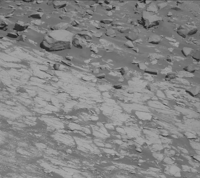 Sol 2633: Mast Camera (Mastcam)
