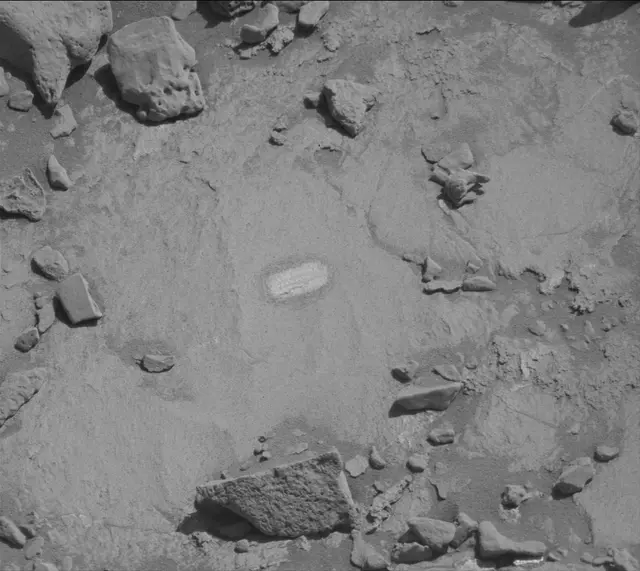 Sol 2634: Mast Camera (Mastcam)