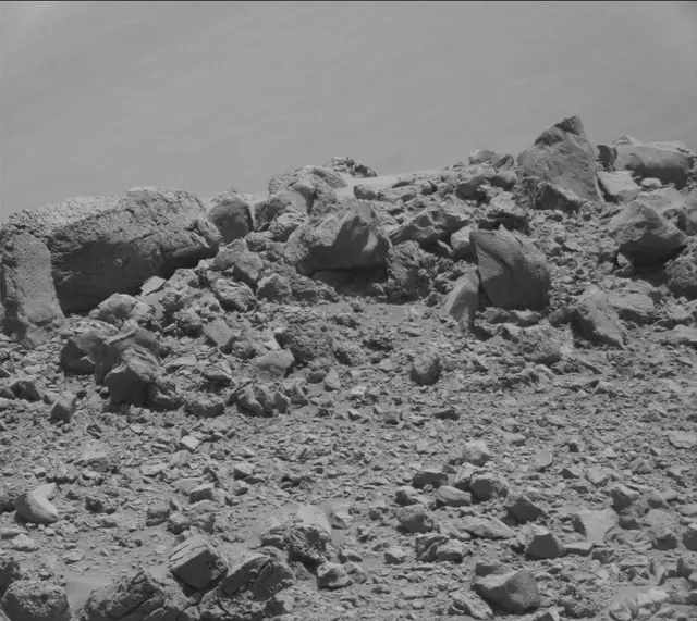 Sol 2635: Mast Camera (Mastcam)