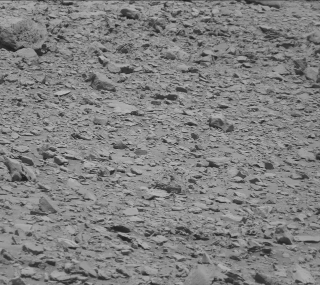 Sol 2635: Mast Camera (Mastcam)