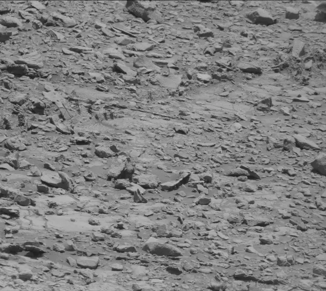 Sol 2635: Mast Camera (Mastcam)