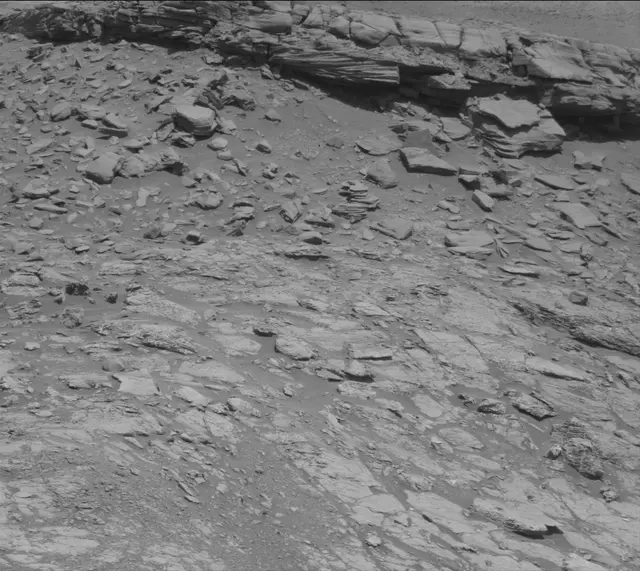 Sol 2635: Mast Camera (Mastcam)
