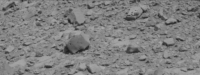 Sol 2639: Mast Camera (Mastcam)