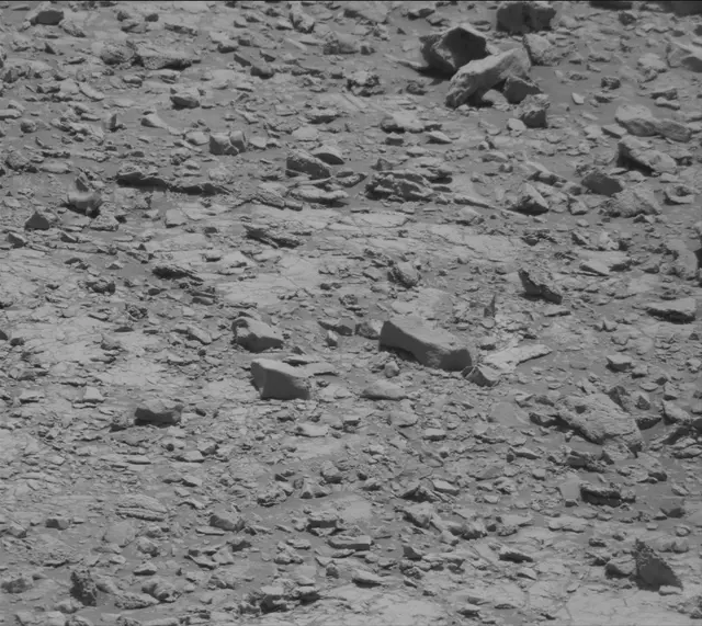 Sol 2639: Mast Camera (Mastcam)