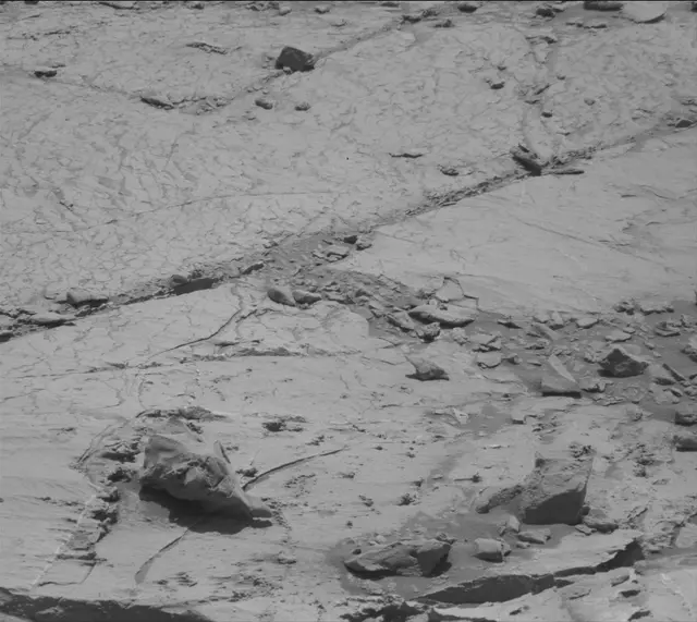 Sol 2639: Mast Camera (Mastcam)
