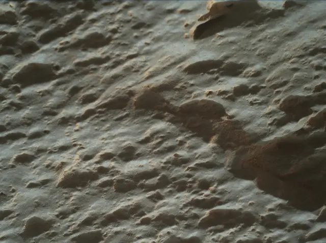 Sol 2640: Mars Hand Lens Imager (MAHLI)