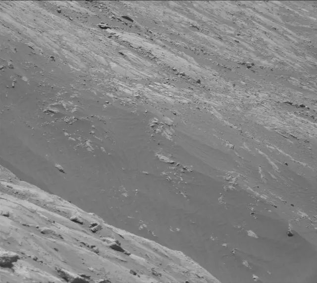 Sol 2641: Mast Camera (Mastcam)