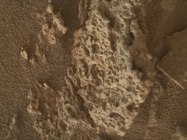 Sol 2642: Mars Hand Lens Imager (MAHLI)