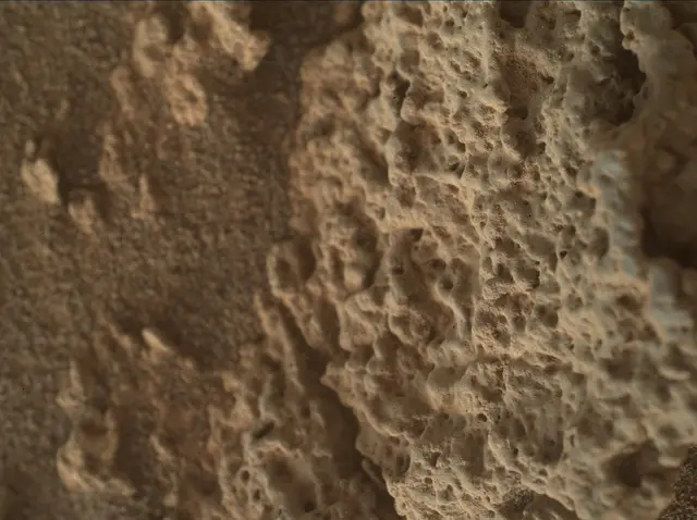 Sol 2642: Mars Hand Lens Imager (MAHLI)