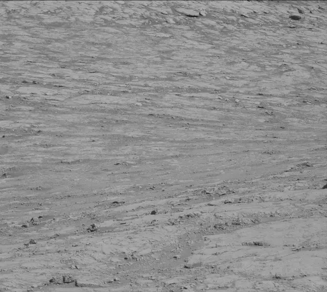 Sol 2643: Mast Camera (Mastcam)