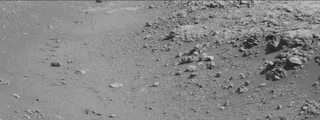 Sol 2645: Mast Camera (Mastcam)