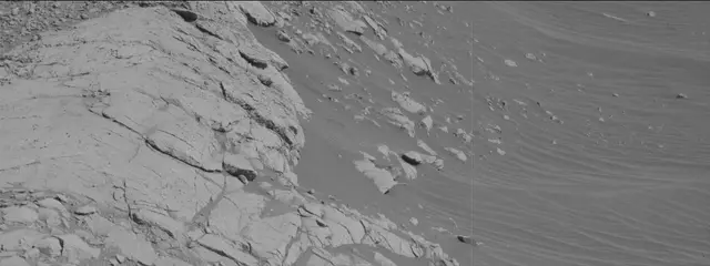 Sol 2645: Mast Camera (Mastcam)